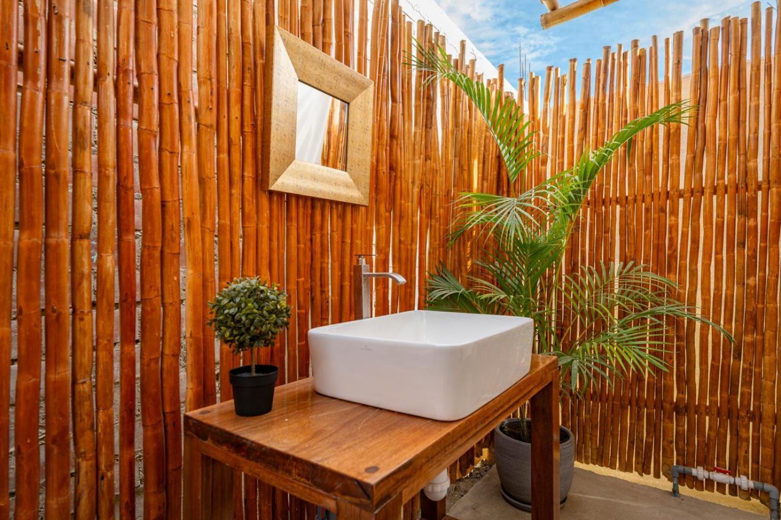 Sand Garden Paracas Relax Suites Exterior foto